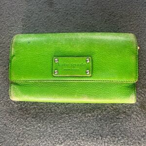 Kate Spade Vibrant Green Wallet